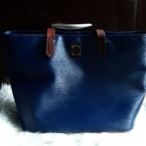 Dooney and Bourke Pebble Grain Shoulder Bag